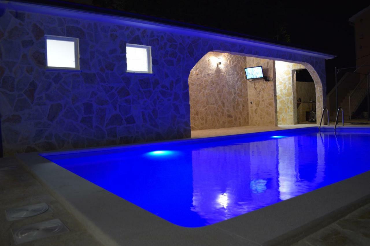 Apartament Nika *